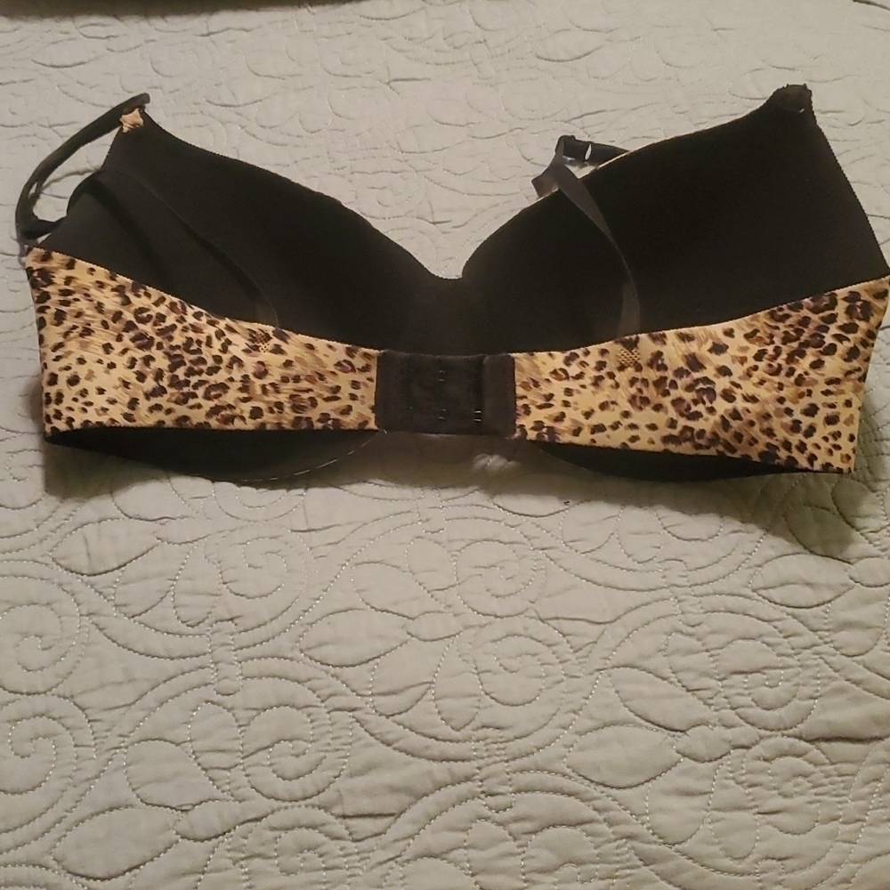 Wacoal Animal Print Bra Size 36D - Picture 3 of 5